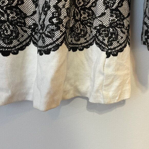 Black & White Lace Overlay Long Sleeve Top By Talbots Size S - Picture 2 of 7